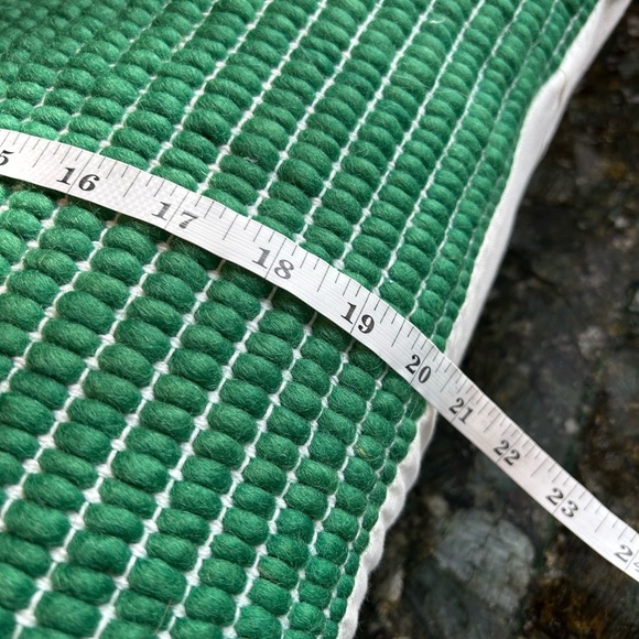 NWT Surya Wool Blend Kelly Green Chunky Grid 20x20 Decorative Pillow. Luxury. - Picture 8 of 10